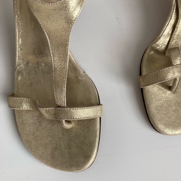 Donald Pliner sandals - Picture 2 of 4